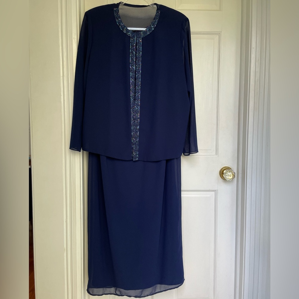 Gorgeous evening gown and beaded jacket by Patra size 16, navy blue